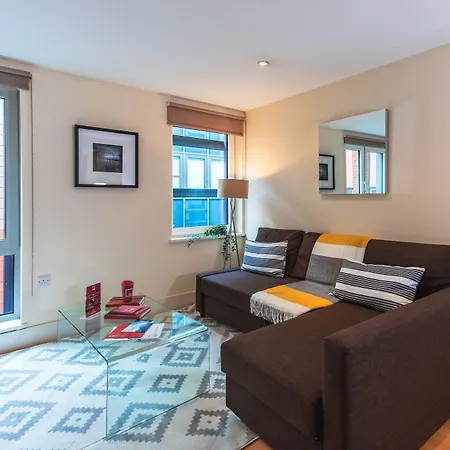 One Bed Serviced Apt Near Blackfriars